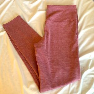 Gapfit yoga pants “Sky high legging” size M blush/pink color, EUC like new!